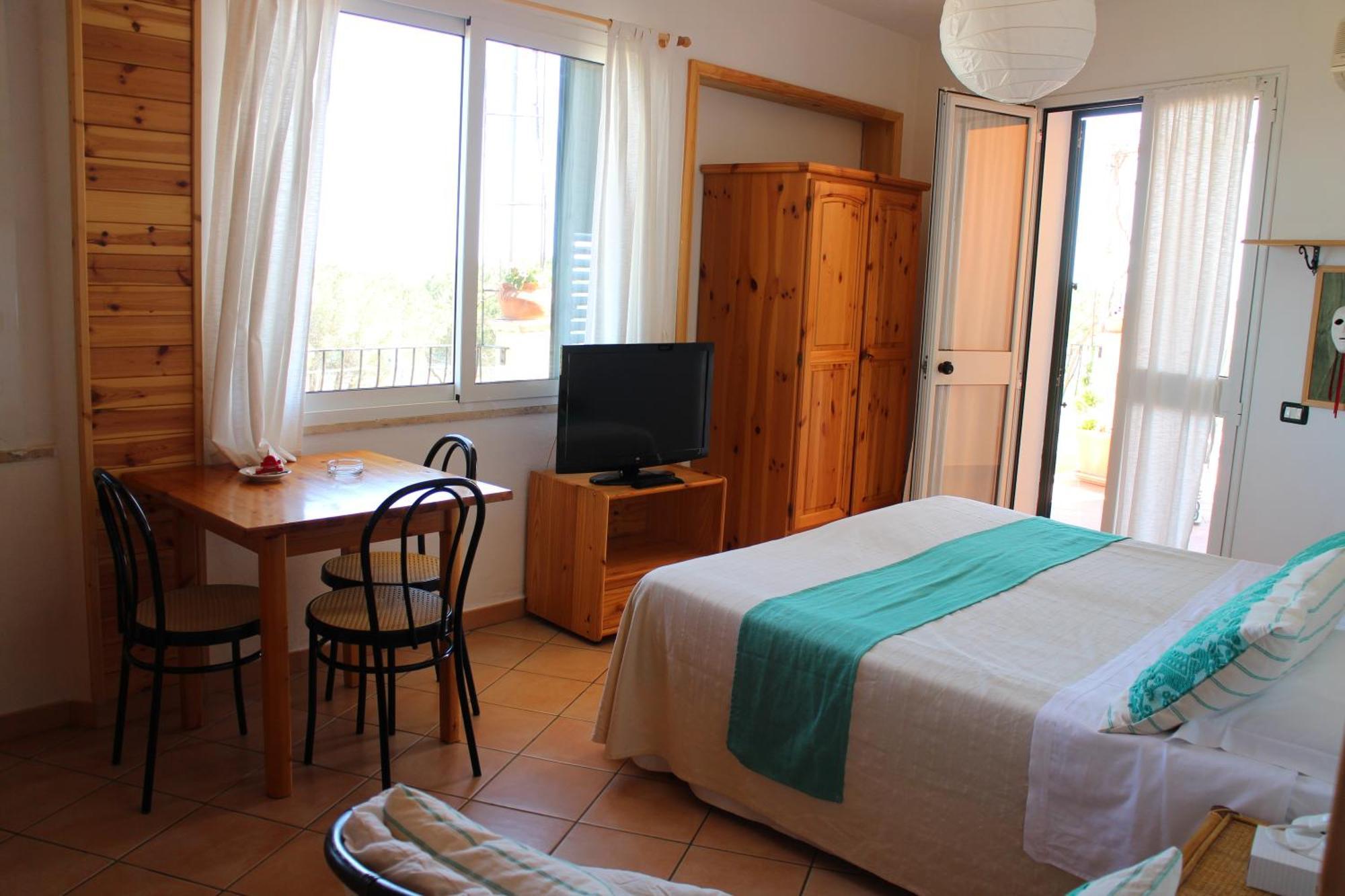 Domus De Janas Sul Mare Hotel Bari Sardo Room photo